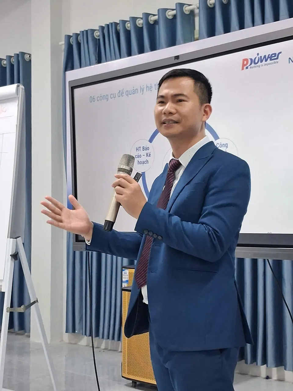 Chuyên gia Mai Trọng Nguyên tại buổi đào tạo cho NAGACO